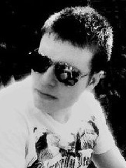 Darren's profile picture Darren's profile picture